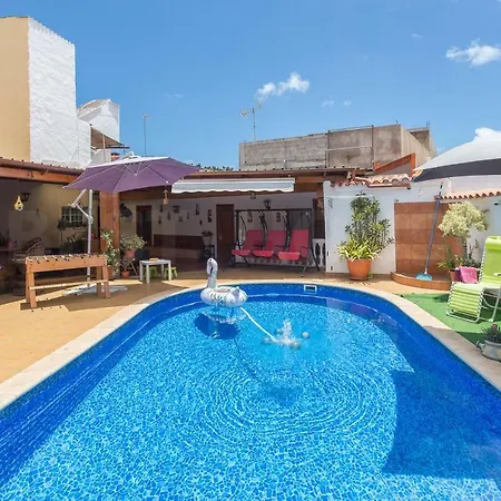 Casa Pilar Con Piscina بيت للعطل *