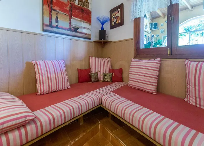 Casa Pilar Con Piscina Ferienhaus Teror